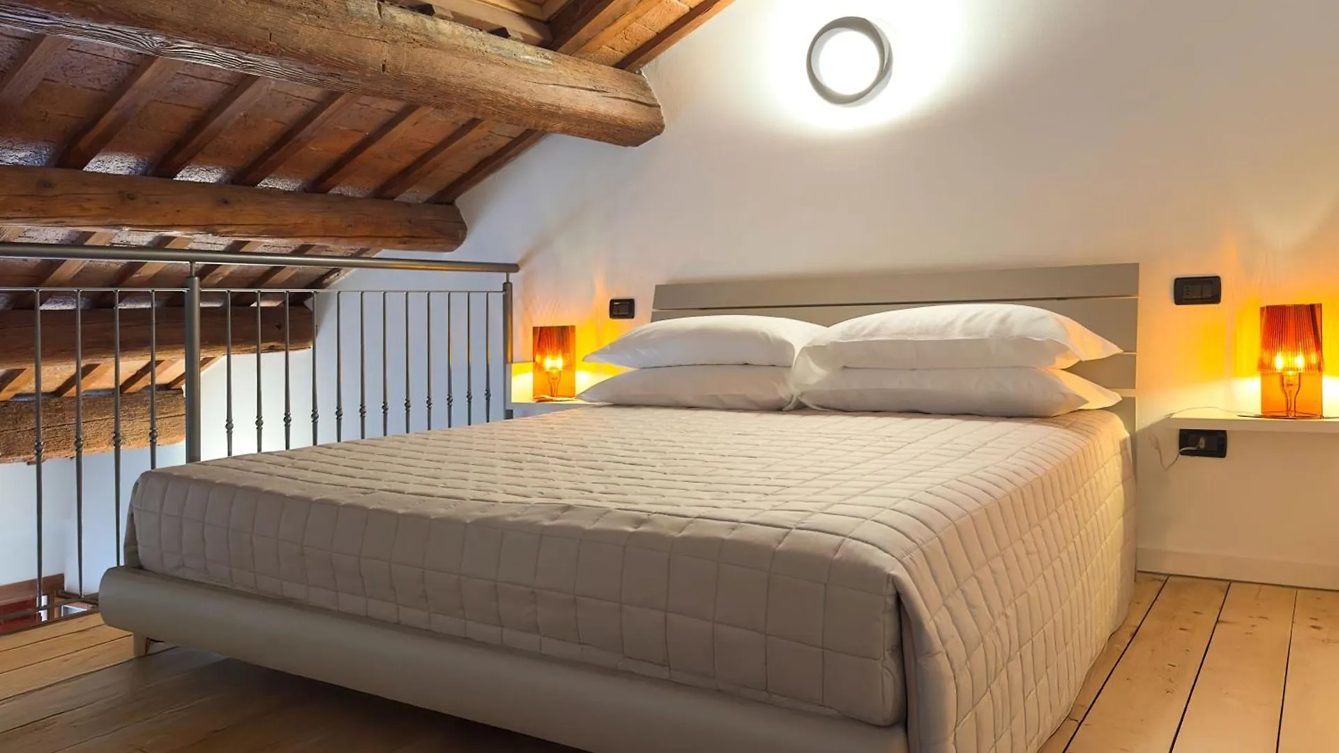 Hotel Pod, Sleep And Relax Ferrara Penzion