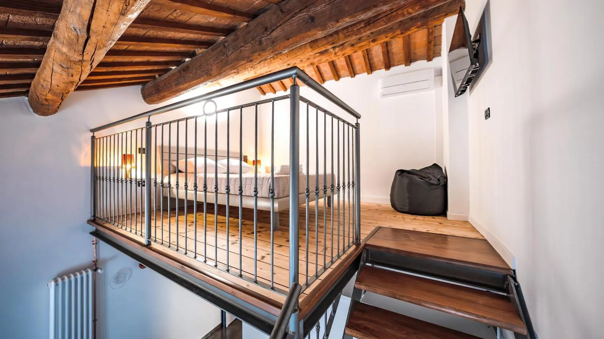 Penzion Hotel Pod, Sleep And Relax Ferrara